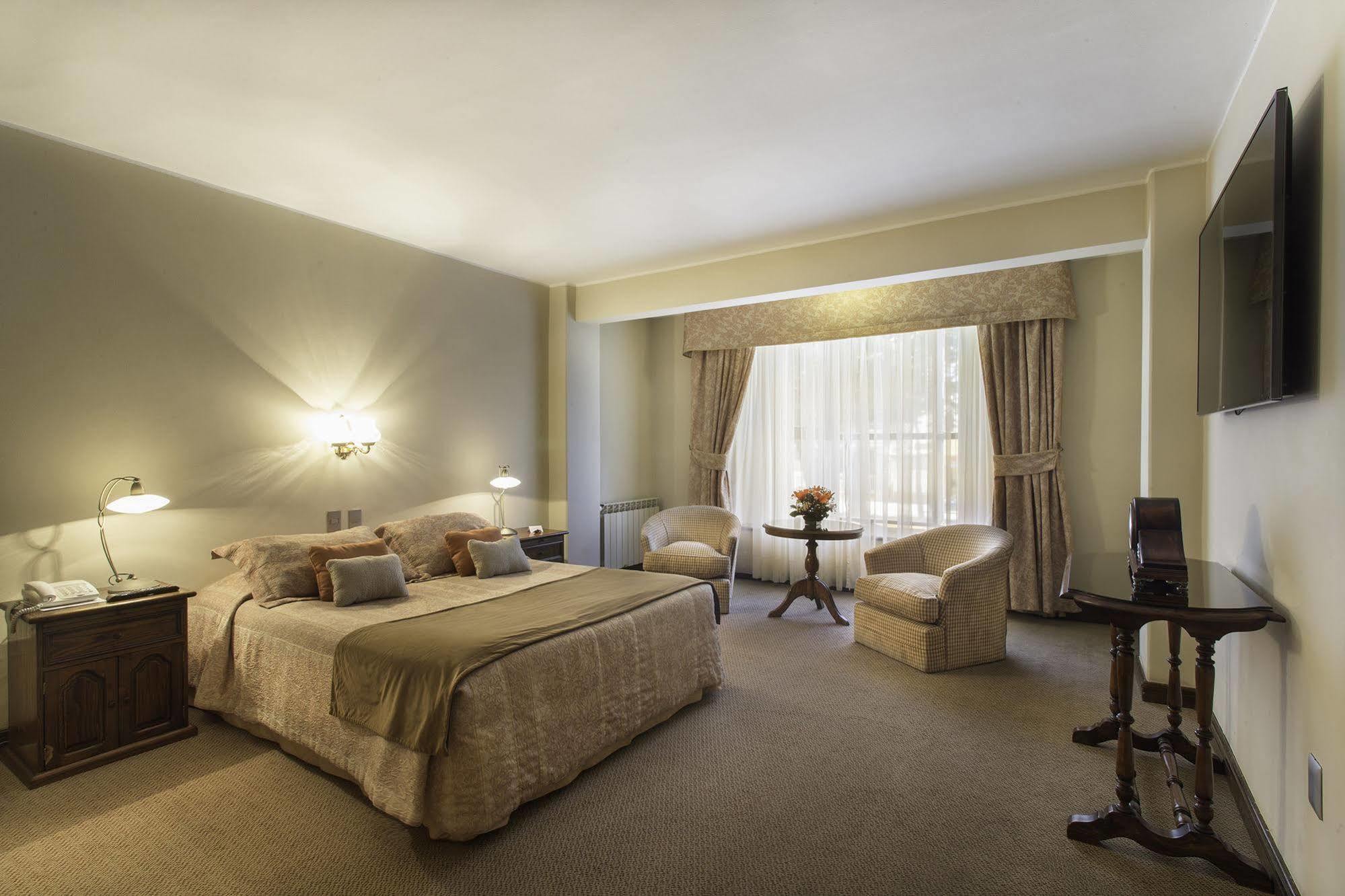Hotel Tierra Del Fuego Punta Arenas Bagian luar foto